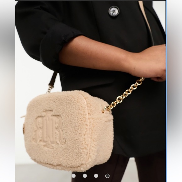 River Island ASOS London brand cross body terry bag with chain detail. NWOT - Picture 4 of 12